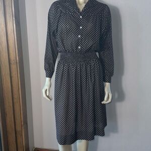 Vintage Brown Polkadot Dressing Robe‎ Size Size Medium